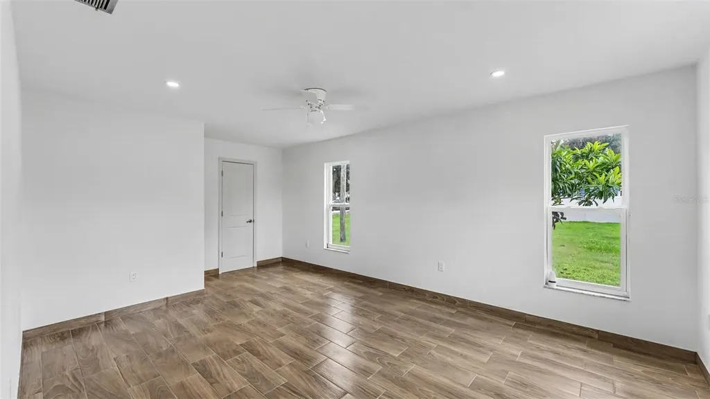2055 Avenue C Mulberry FL 33860