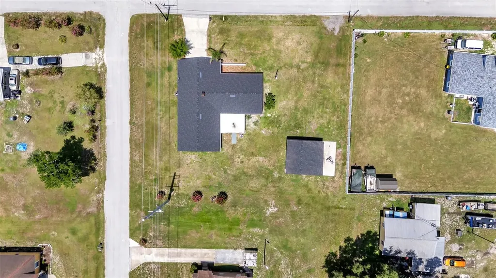 2055 Avenue C Mulberry FL 33860