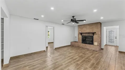 2055 Avenue C Mulberry FL 33860
