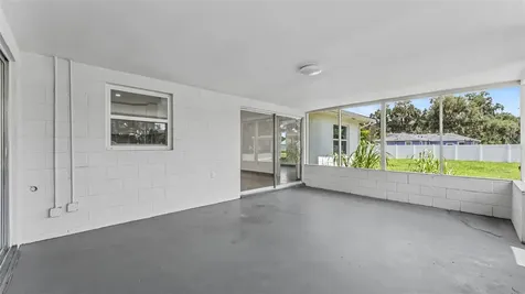 2055 Avenue C Mulberry FL 33860
