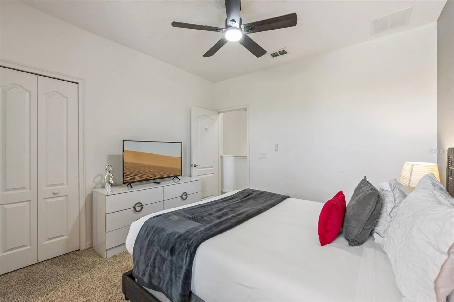 5304 Oakbourne Avenue Davenport FL 33837