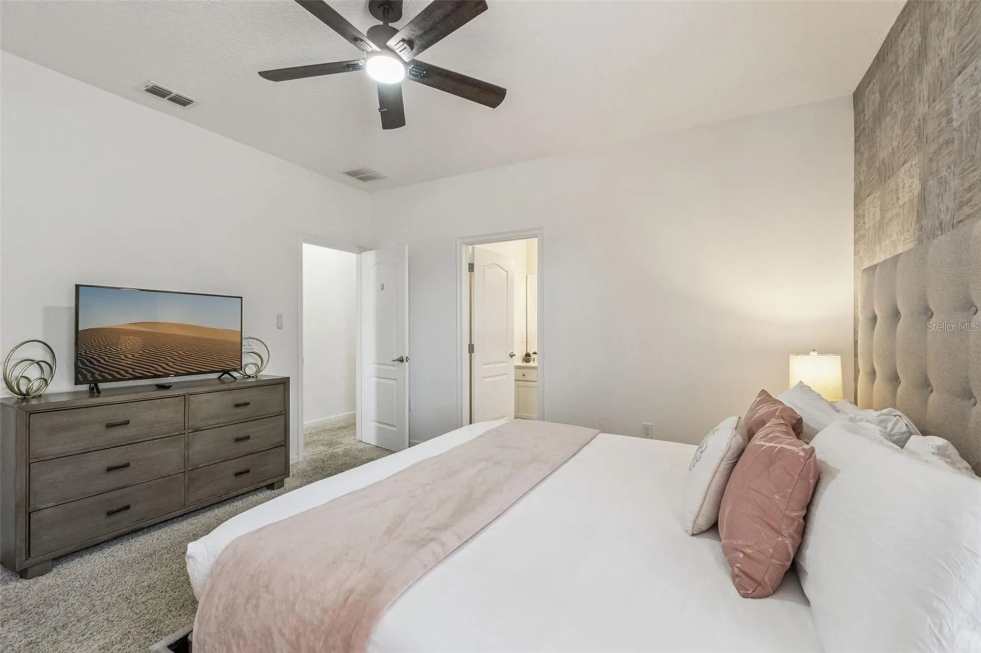 5304 Oakbourne Avenue Davenport FL 33837