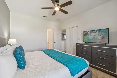 5304 Oakbourne Avenue Davenport FL 33837