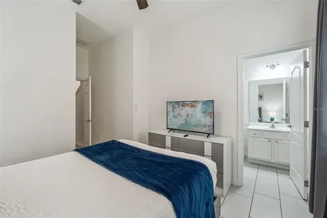 5304 Oakbourne Avenue Davenport FL 33837