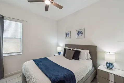 5304 Oakbourne Avenue Davenport FL 33837