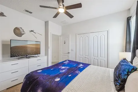 5304 Oakbourne Avenue Davenport FL 33837