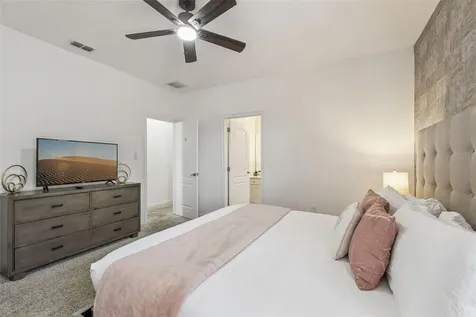 5304 Oakbourne Avenue Davenport FL 33837