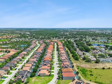 5304 Oakbourne Avenue Davenport FL 33837