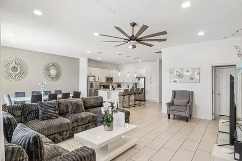 5304 Oakbourne Avenue Davenport FL 33837