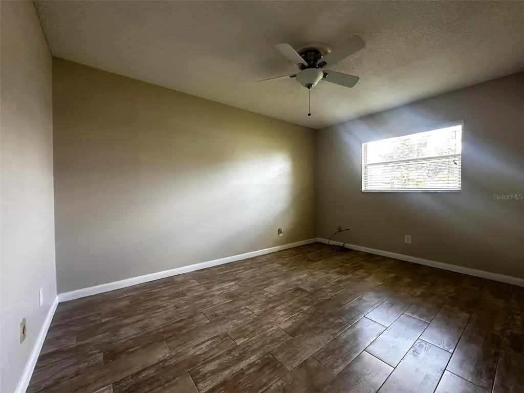 573 Benjamin Franklin Place Orlando FL 32809