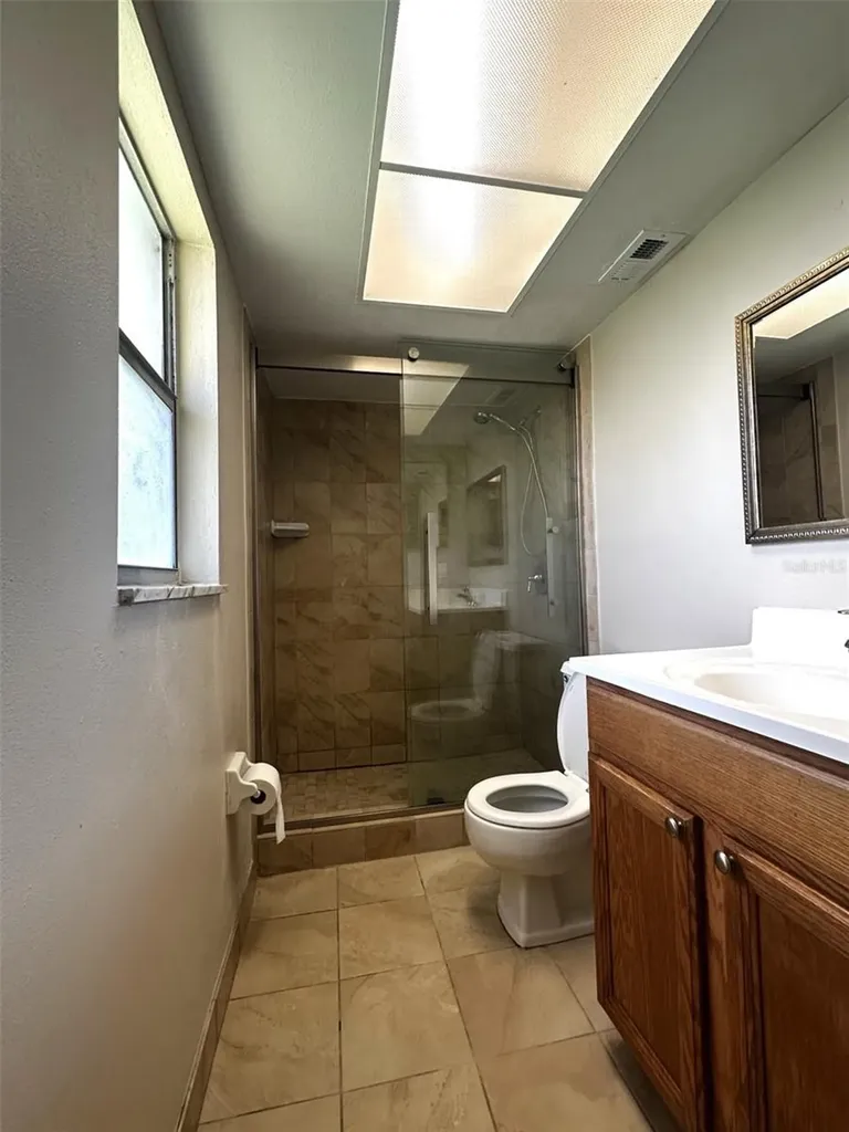 573 Benjamin Franklin Place Orlando FL 32809