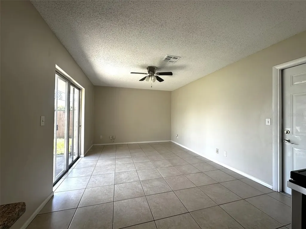 573 Benjamin Franklin Place Orlando FL 32809