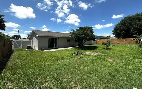 573 Benjamin Franklin Place Orlando FL 32809