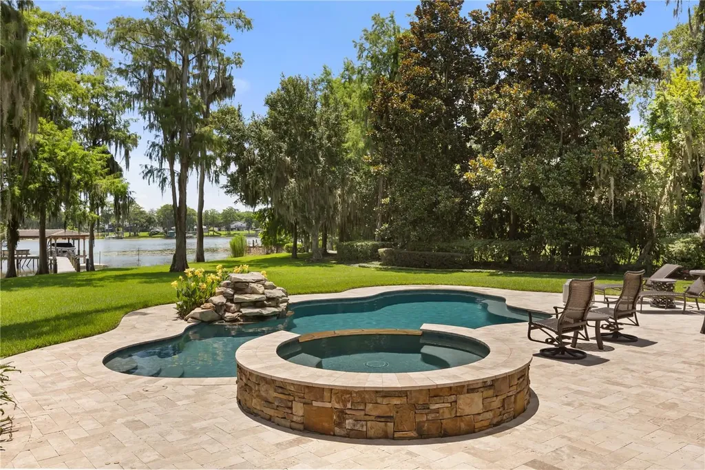 5115 Cranes Point Court Orlando FL 32839