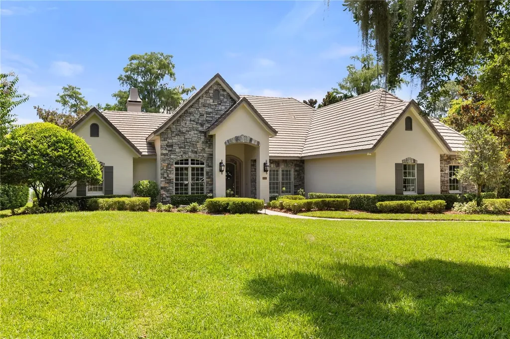 5115 Cranes Point Court Orlando FL 32839