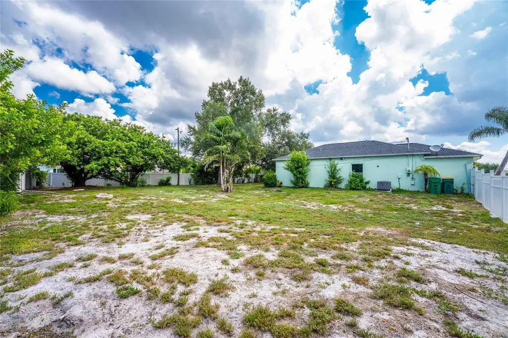 11082 Vanessa Avenue Englewood FL 34224