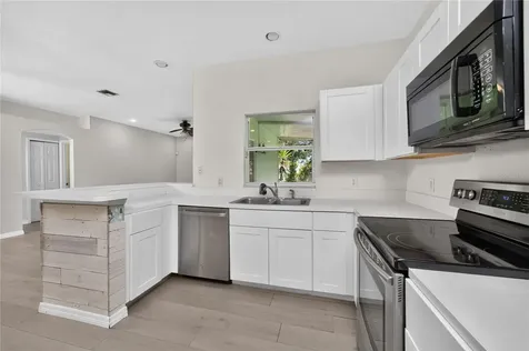 11082 Vanessa Avenue Englewood FL 34224