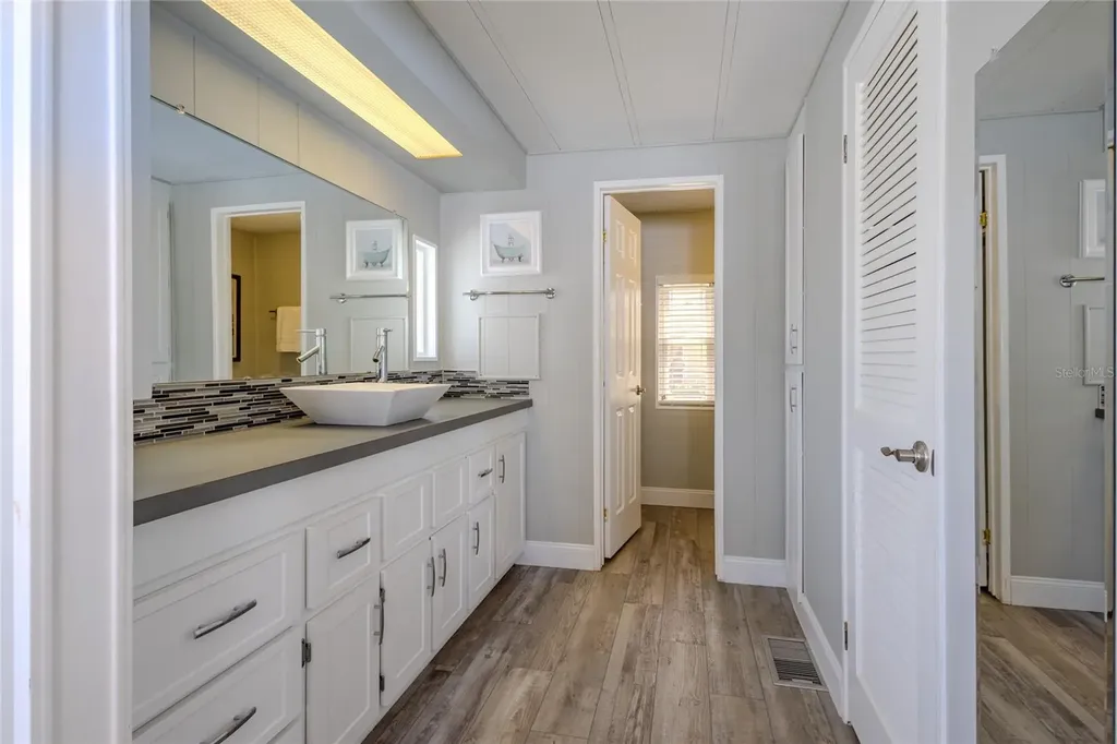 2100 Kings Highway Port Charlotte FL 33980