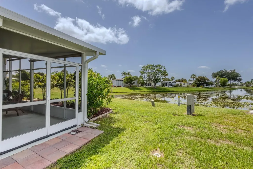 2100 Kings Highway Port Charlotte FL 33980
