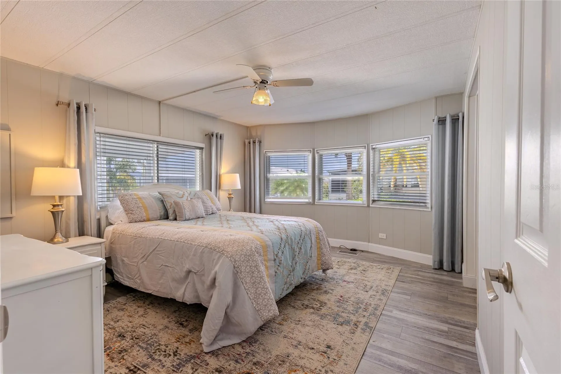 2100 Kings Highway Port Charlotte FL 33980