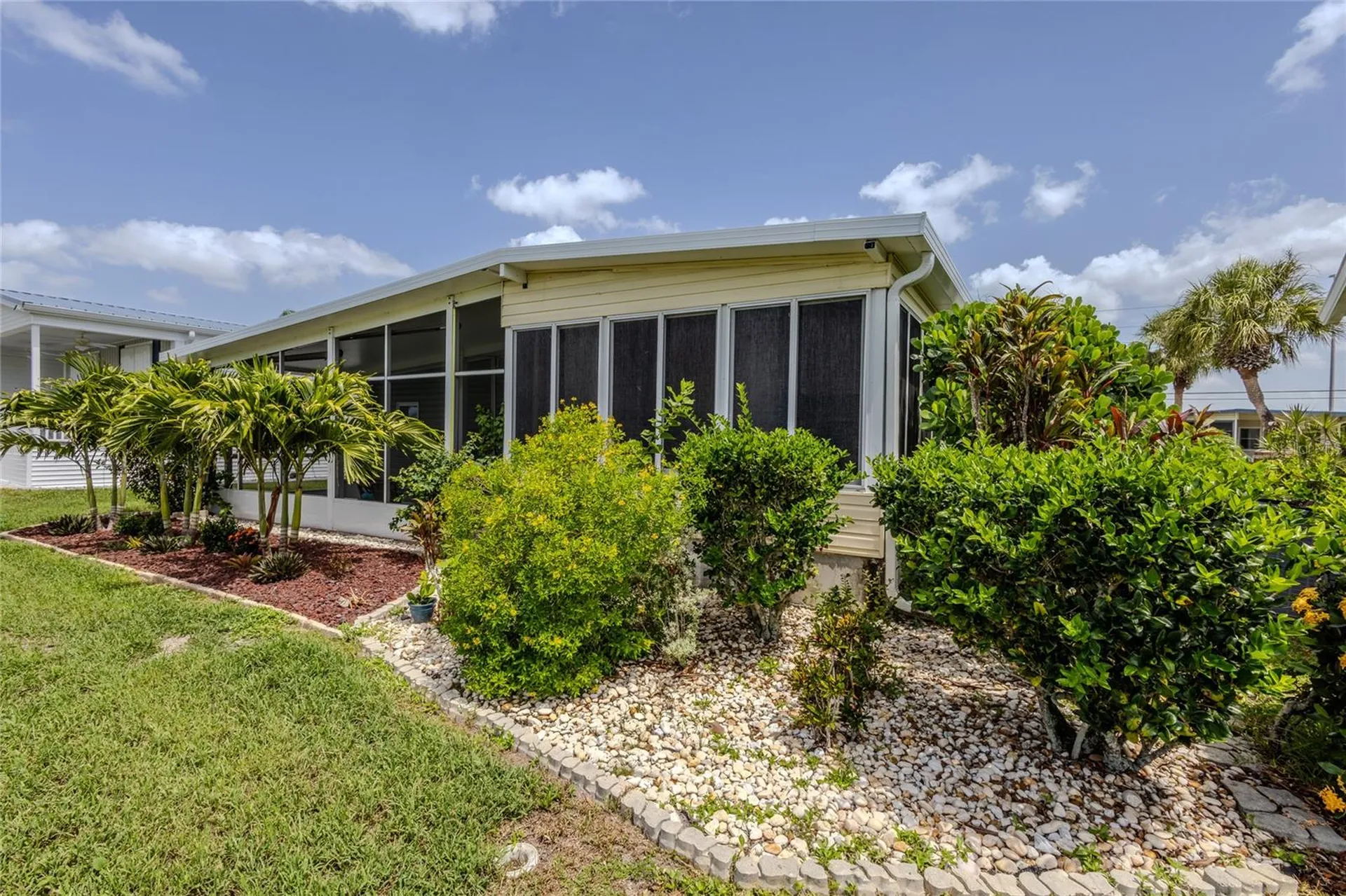 2100 Kings Highway Port Charlotte FL 33980