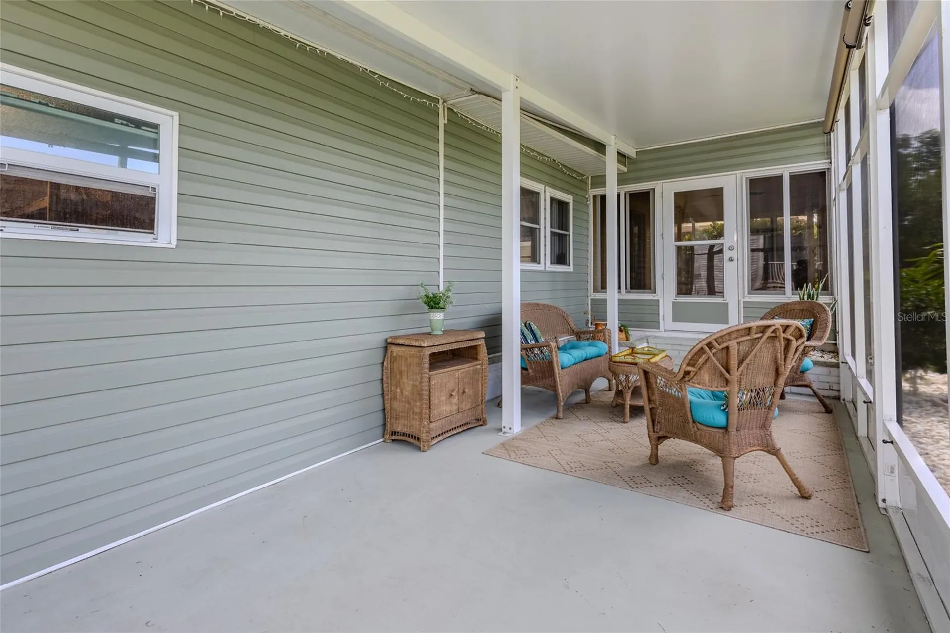 2100 Kings Highway Port Charlotte FL 33980