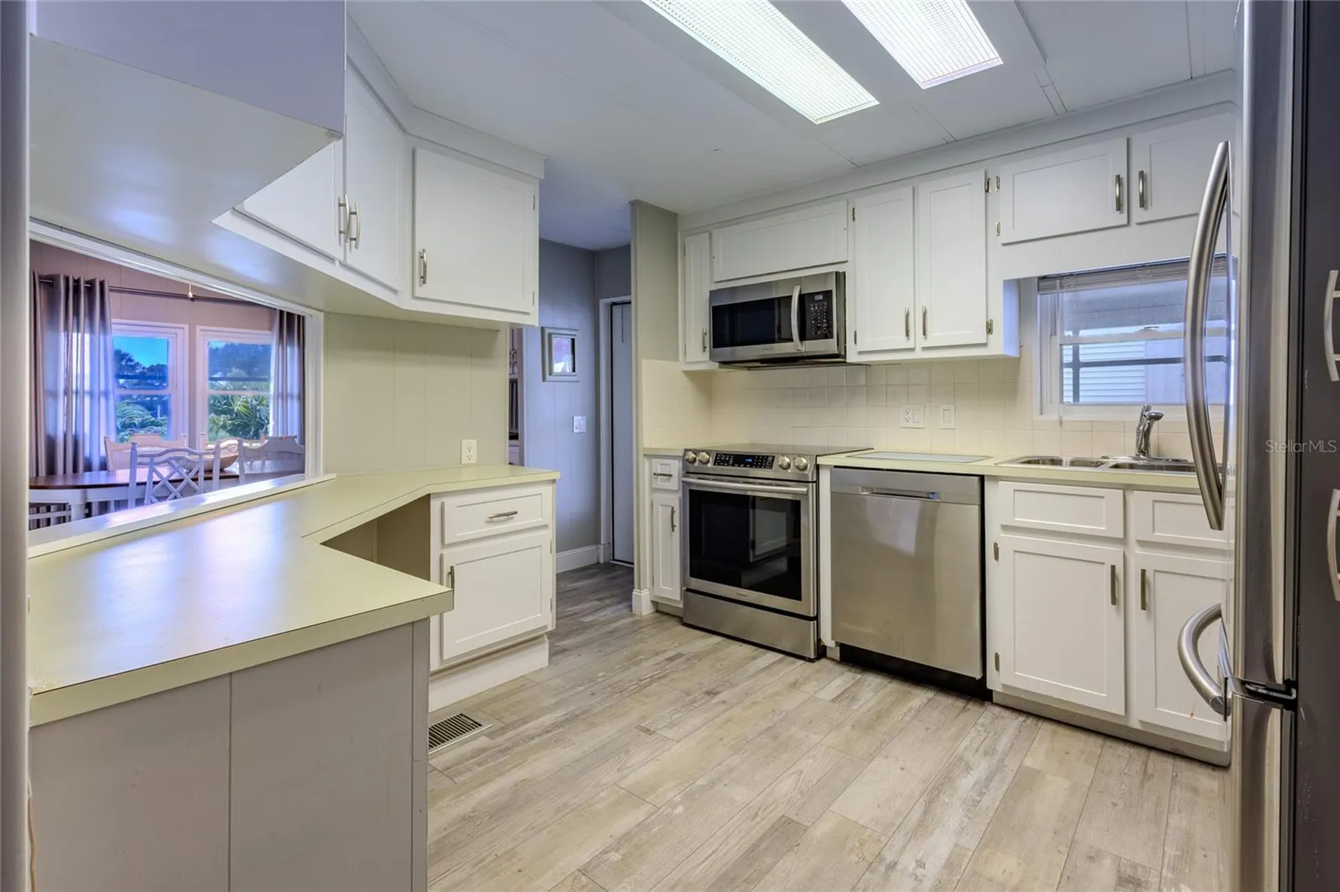 2100 Kings Highway Port Charlotte FL 33980