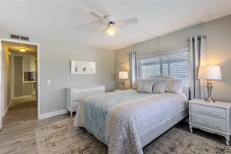2100 Kings Highway Port Charlotte FL 33980