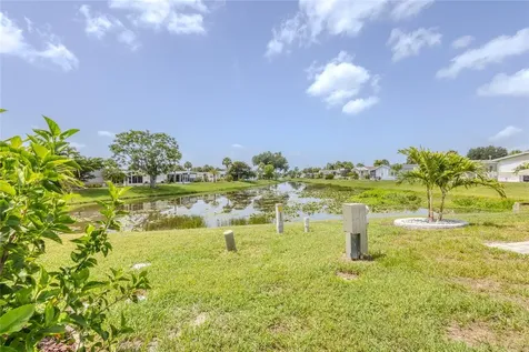 2100 Kings Highway Port Charlotte FL 33980