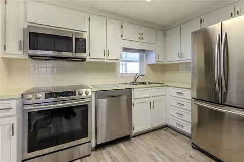 2100 Kings Highway Port Charlotte FL 33980