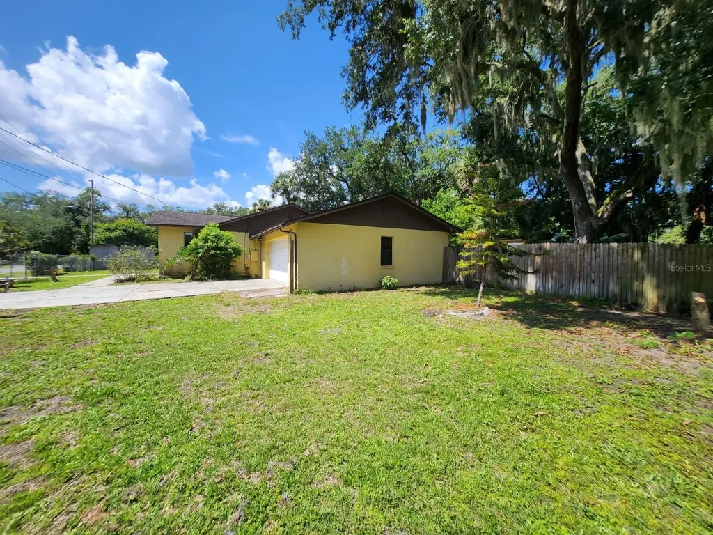 1840 Jerry Avenue Sanford FL 32771