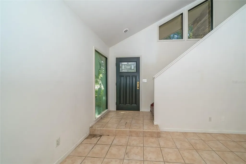 2501 Withy Court Tampa FL 33618