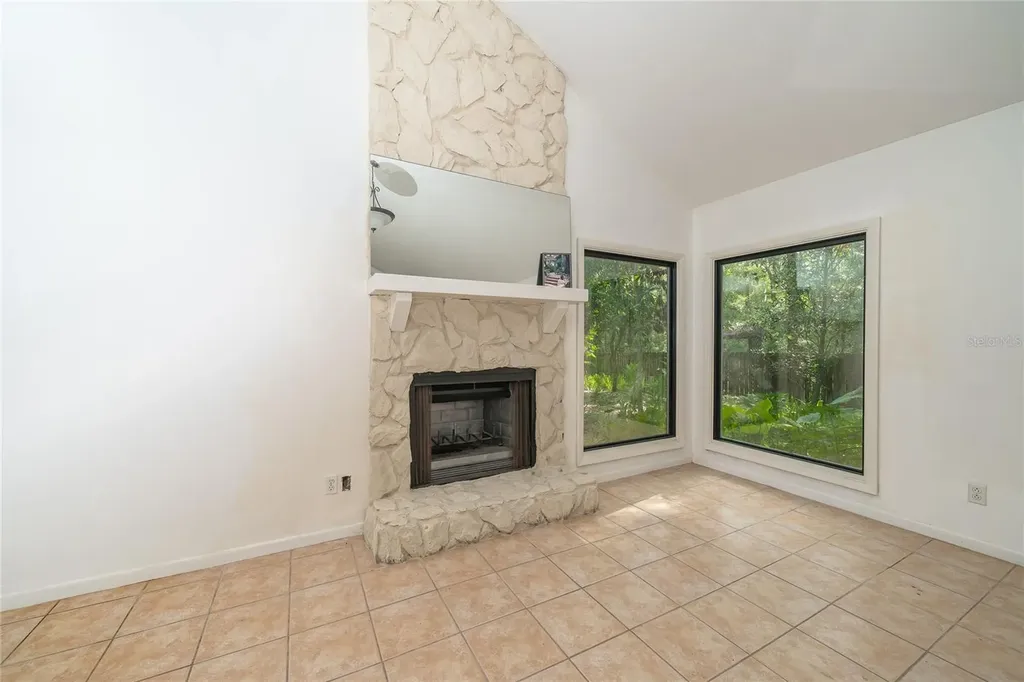 2501 Withy Court Tampa FL 33618
