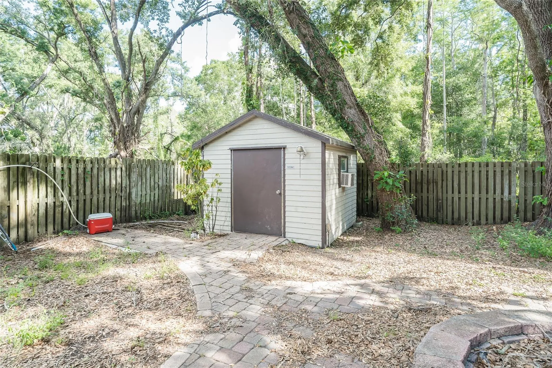2501 Withy Court Tampa FL 33618