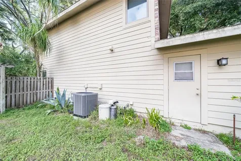 2501 Withy Court Tampa FL 33618