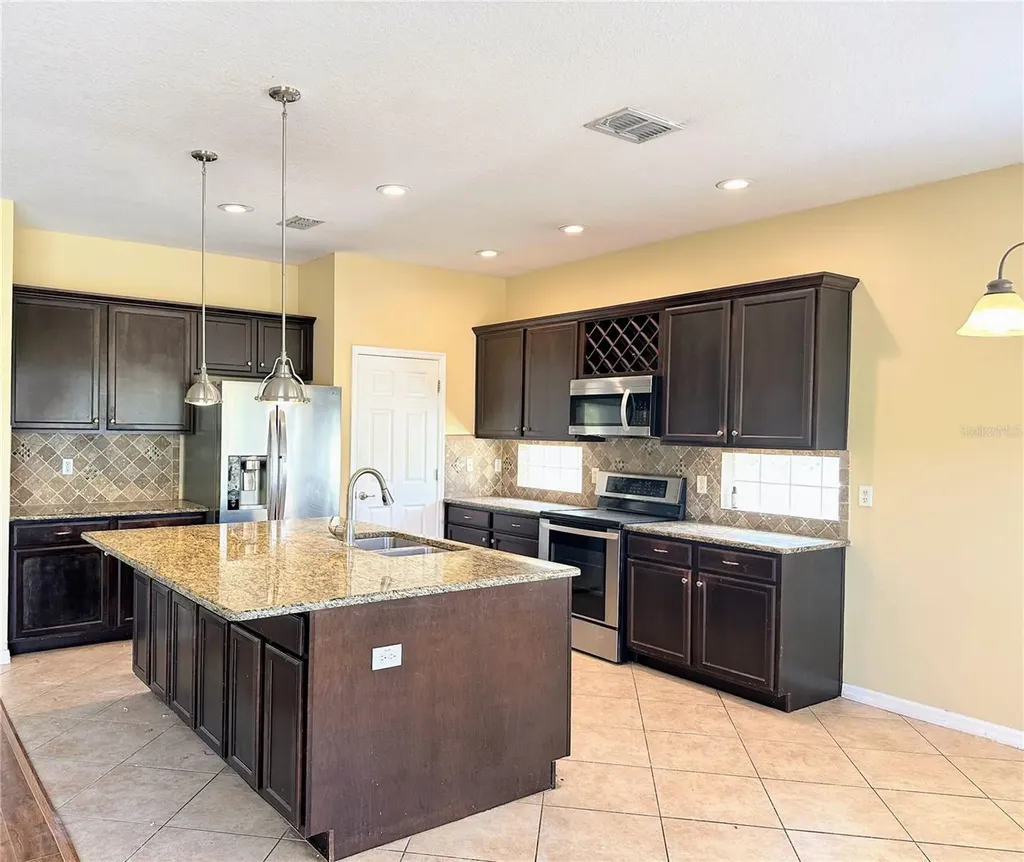11150 Ancient Futures Drive Tampa FL 33647