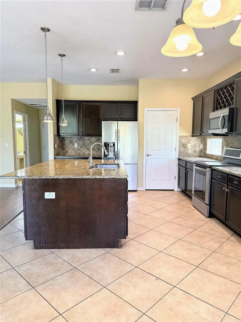 11150 Ancient Futures Drive Tampa FL 33647