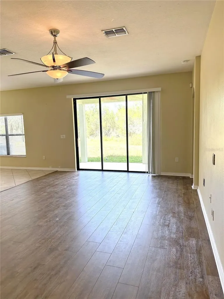 11150 Ancient Futures Drive Tampa FL 33647