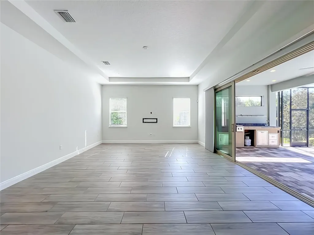 15124 Canoe Place Winter Garden FL 34787