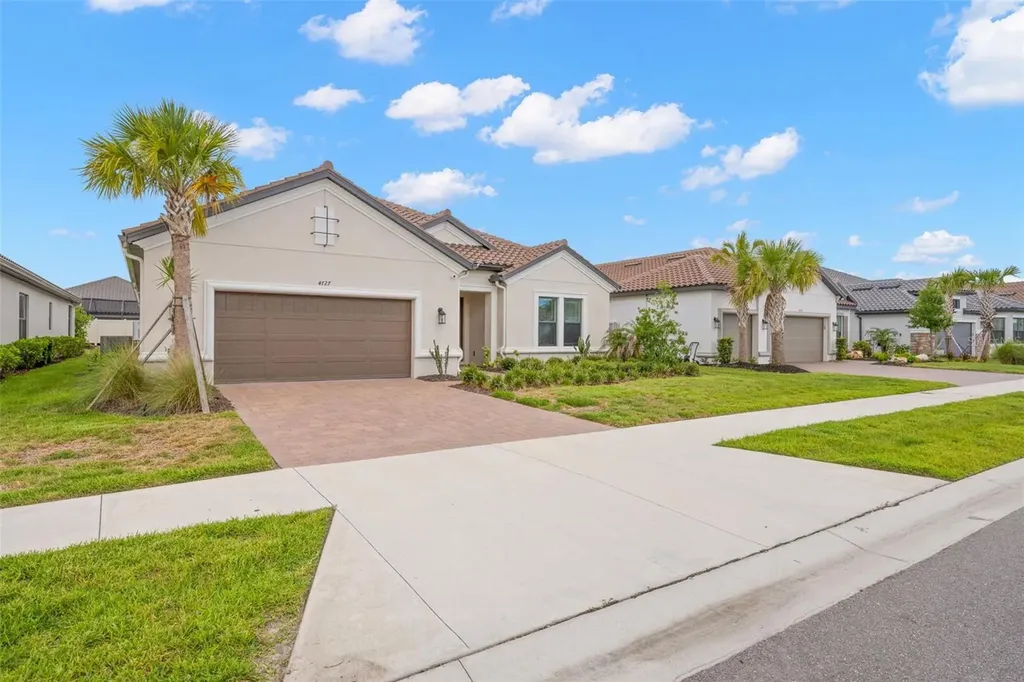 4727 Freccia Loop Wesley Chapel FL 33543