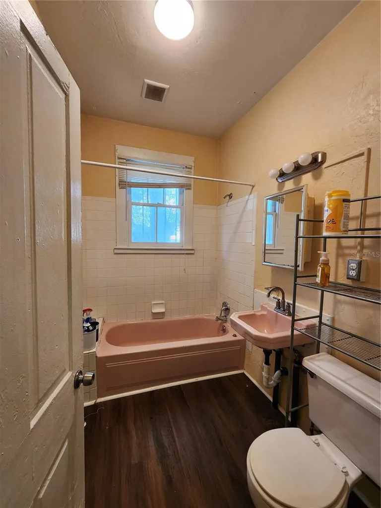812 SE 4 Avenue Gainesville FL 32601