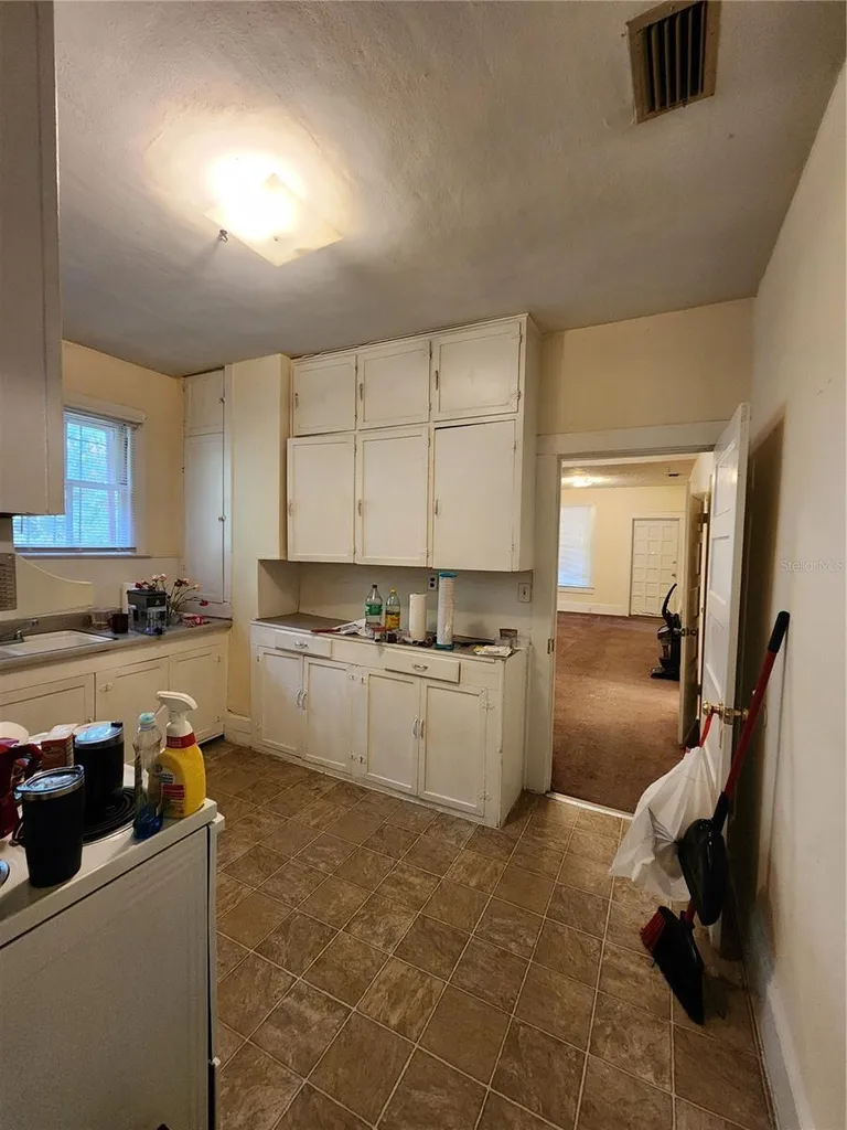 812 SE 4 Avenue Gainesville FL 32601