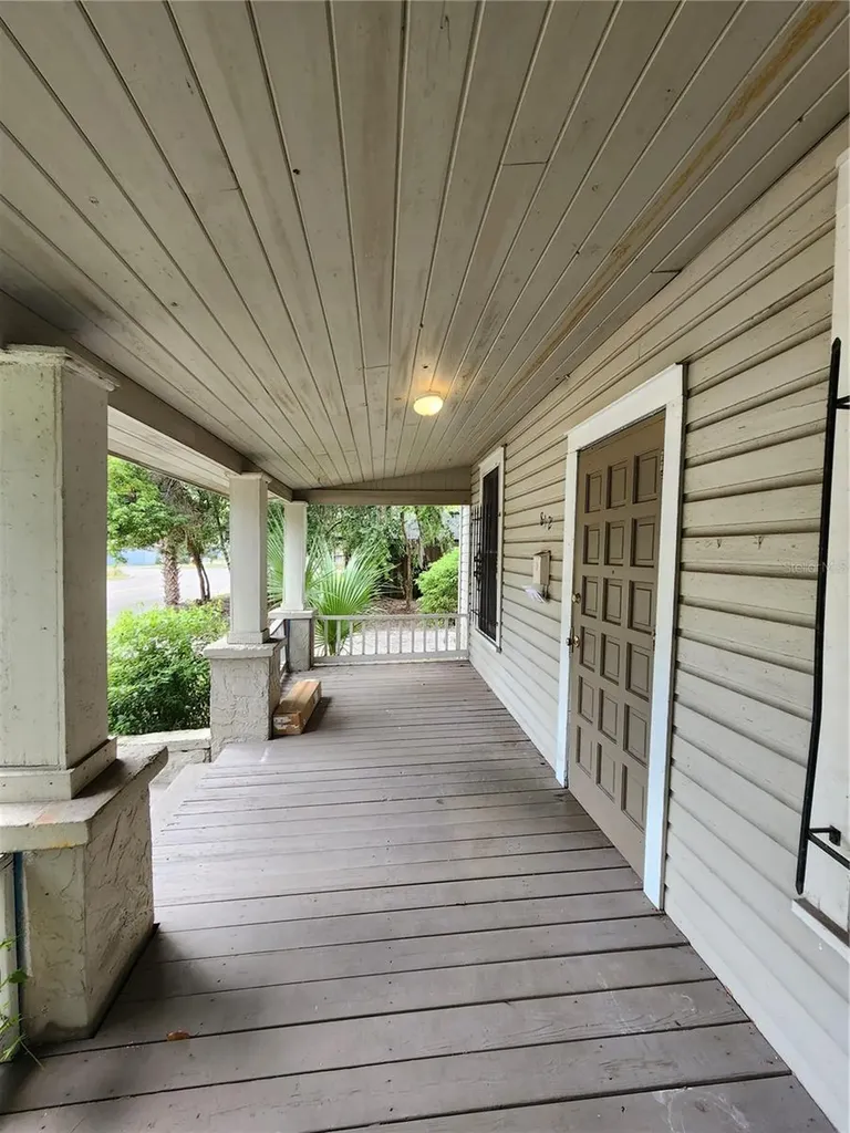 812 SE 4 Avenue Gainesville FL 32601