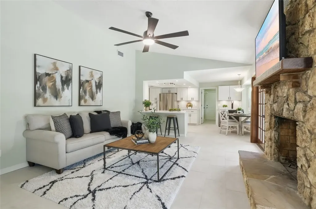 2266 Bent Oak Drive Apopka FL 32712