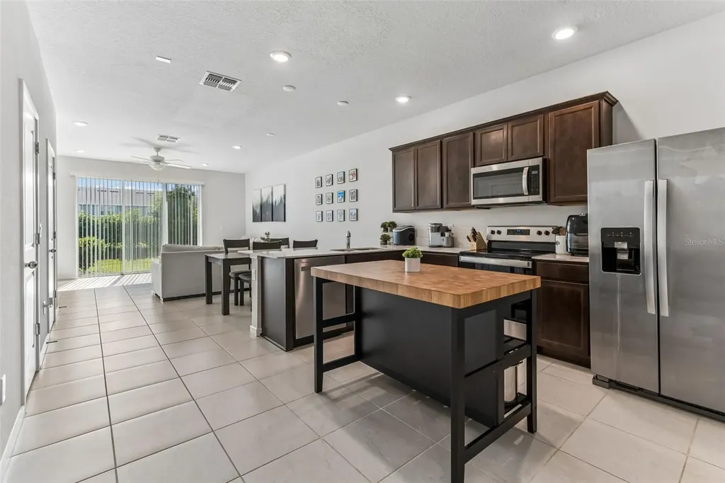 31357 Amberview Bend Wesley Chapel FL 33545