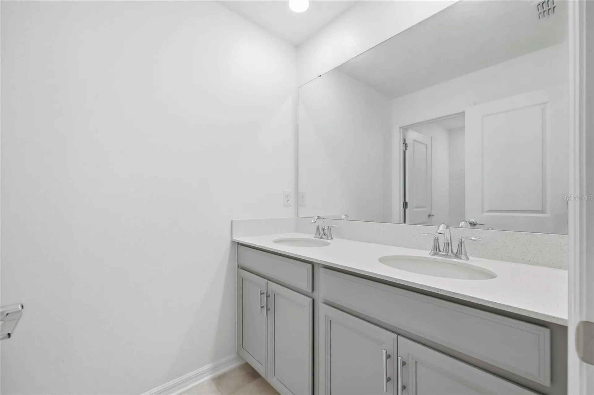 5215 Tanzanite Drive Mount Dora FL 32757