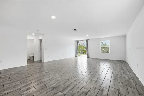 5215 Tanzanite Drive Mount Dora FL 32757
