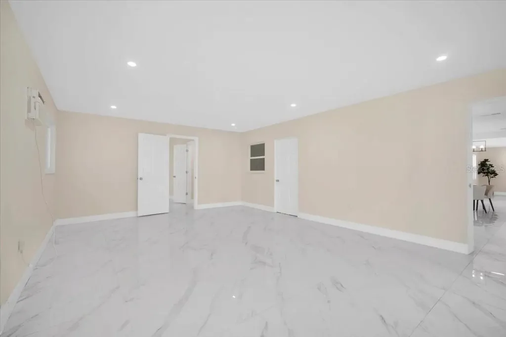 1925 John Arthur Way Lakeland FL 33803