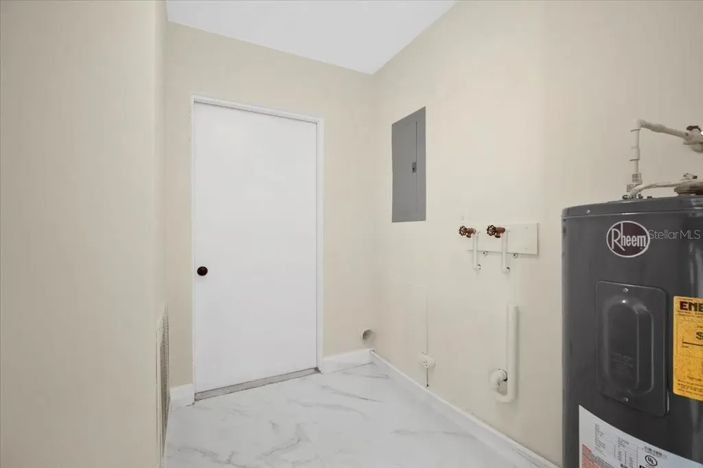 1925 John Arthur Way Lakeland FL 33803