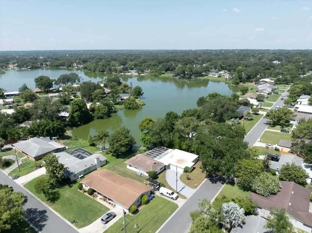 1925 John Arthur Way Lakeland FL 33803